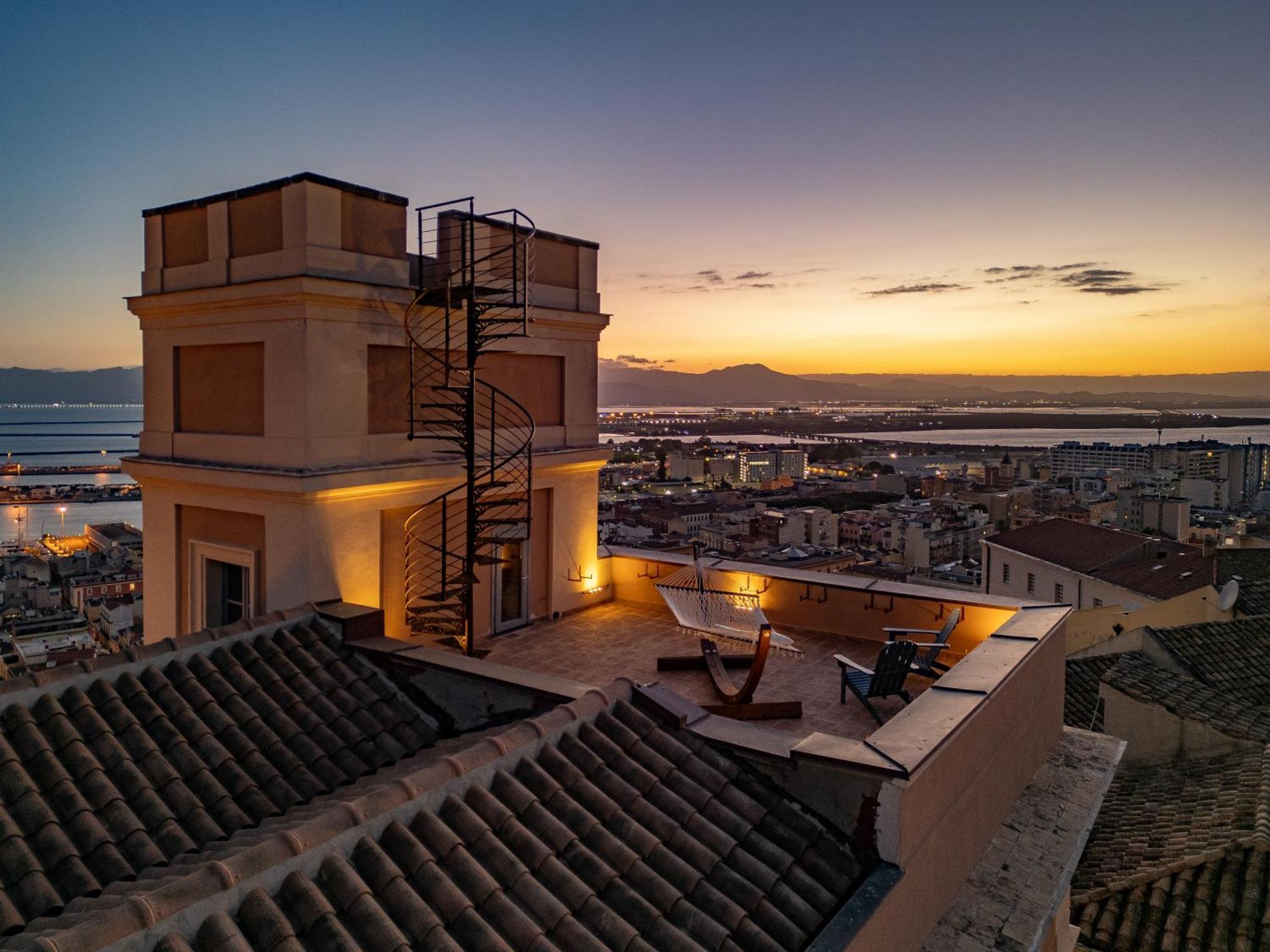 Palazzo Boyl 1840 Hotell Cagliari Eksteriør bilde