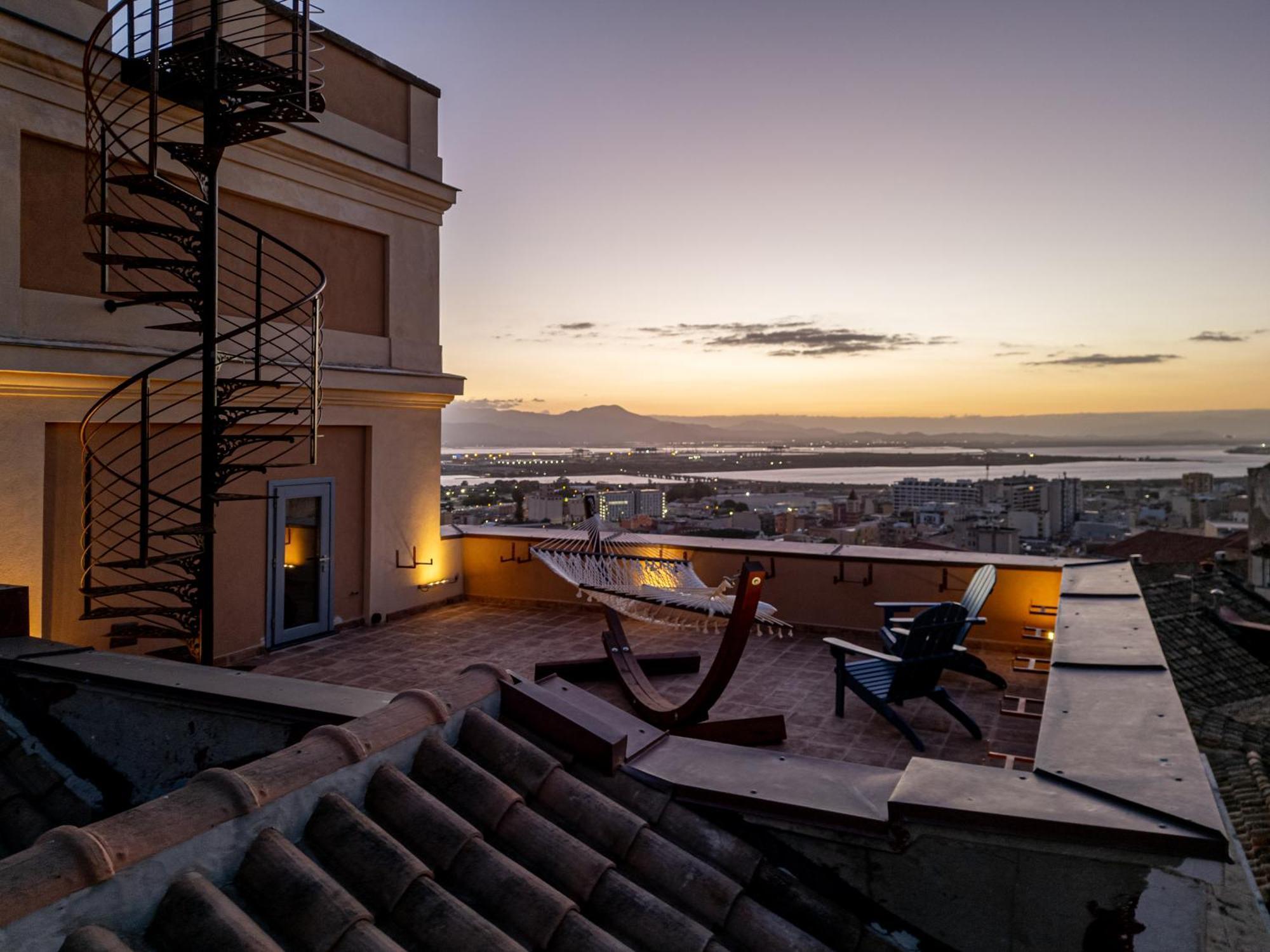 Palazzo Boyl 1840 Hotell Cagliari Eksteriør bilde