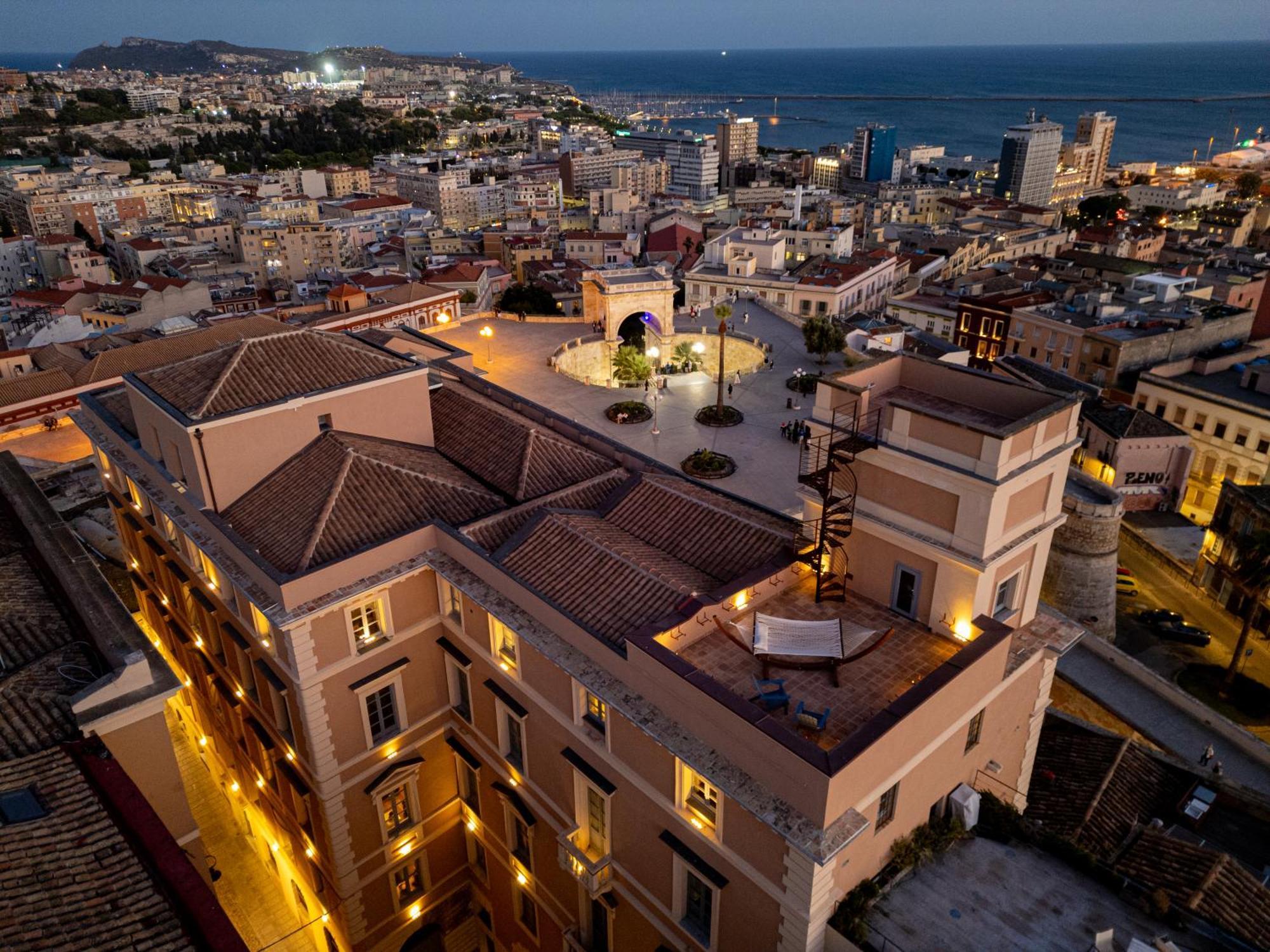 Palazzo Boyl 1840 Hotell Cagliari Eksteriør bilde