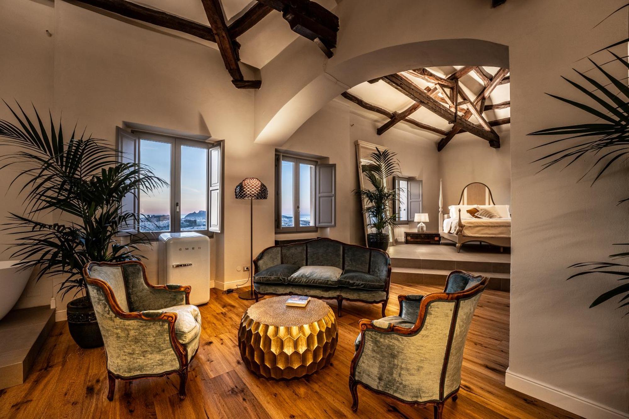 Palazzo Boyl 1840 Hotell Cagliari Eksteriør bilde